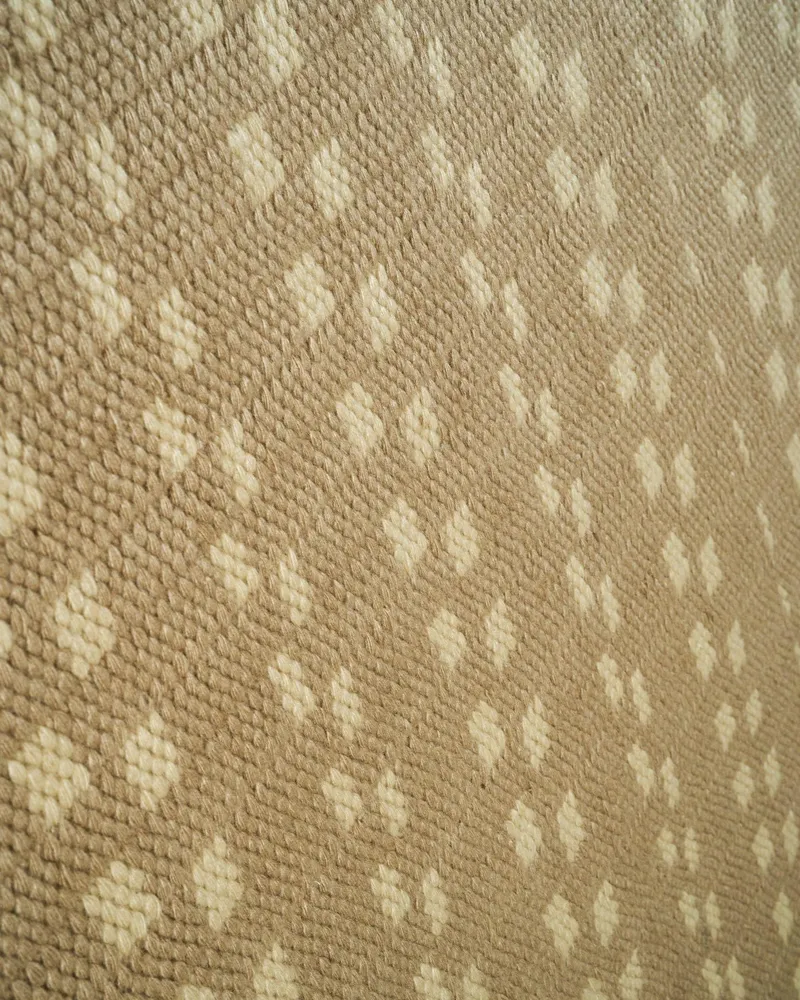 Taupe Dash — image 3